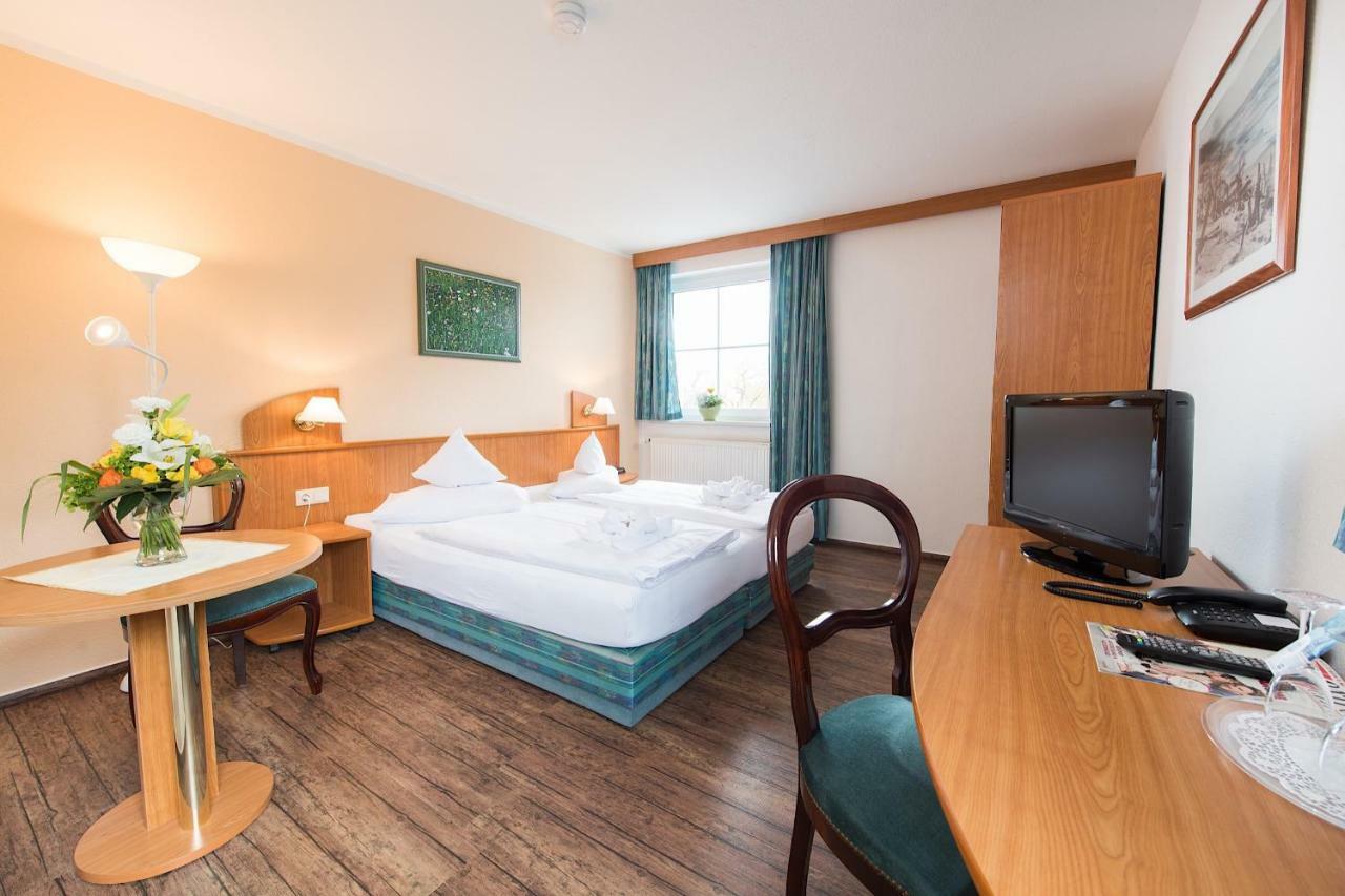 Hotel Ostseewoge Graal-Mueritz Buitenkant foto